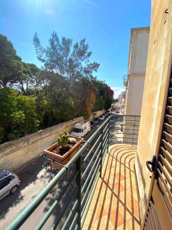Casa Chiara, Roof Terrace, 100M To The Historical Center Διαμέρισμα Λέτσε Εξωτερικό φωτογραφία